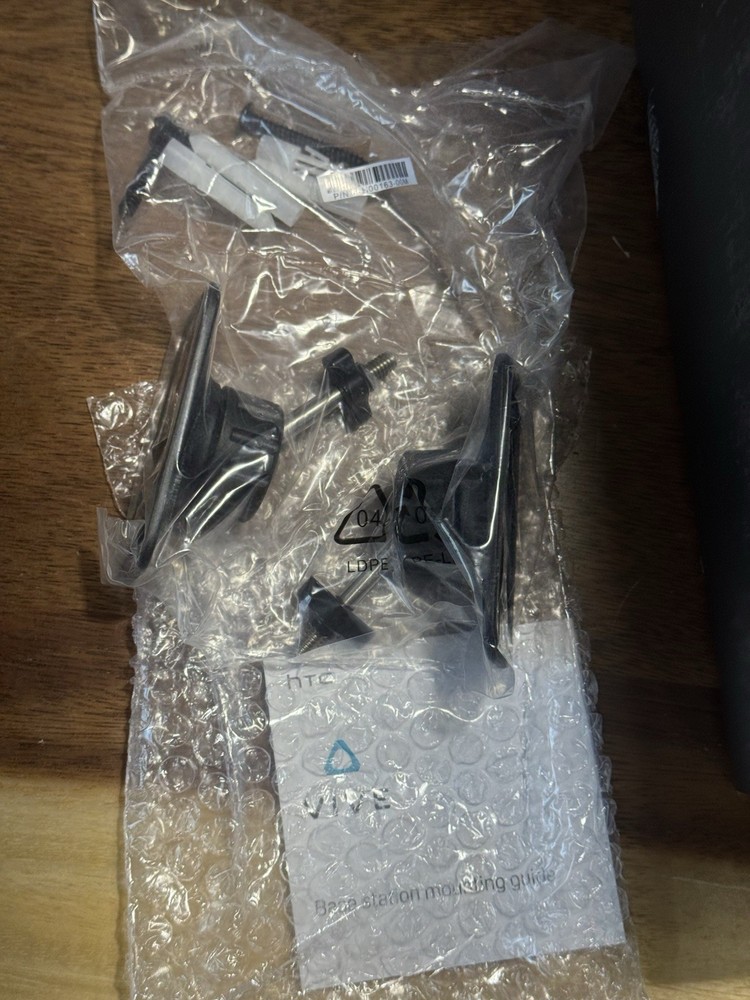 HTC Vive VR System Complete Open Box Headset Controllers Base Stations SteamVR