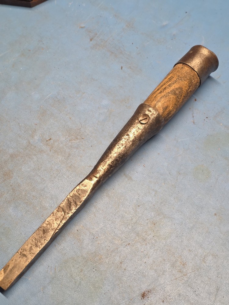 1/2" Thick! Wood Socket Chisel Pitted With Handle Timber Framing