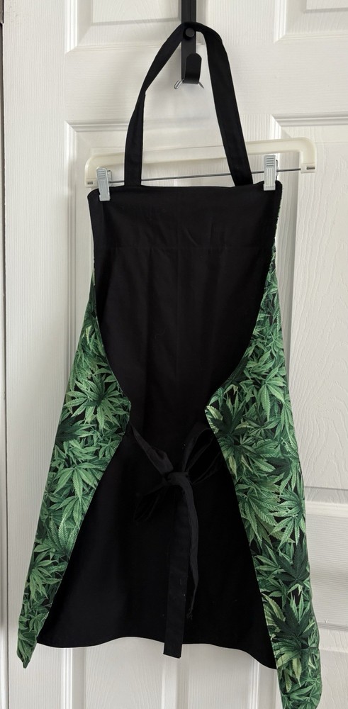 Reversible Marijuana Apron