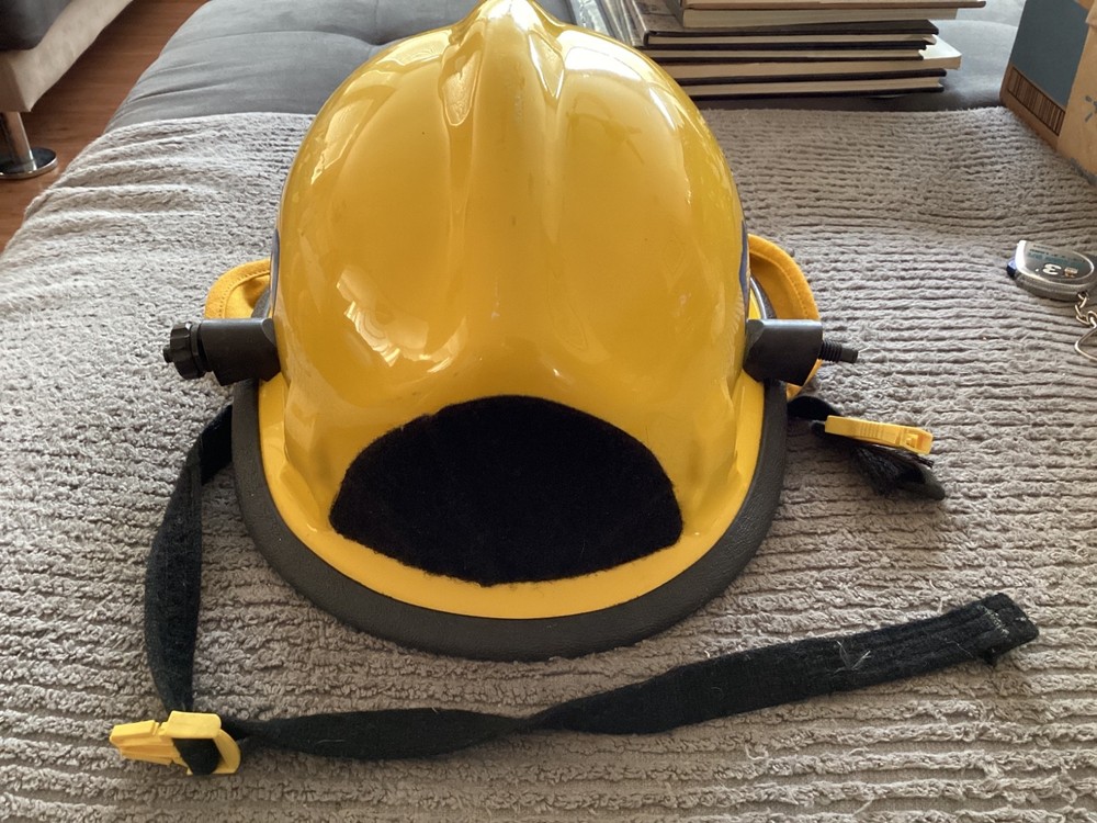 Cairns Structural 360S Fire Helmet