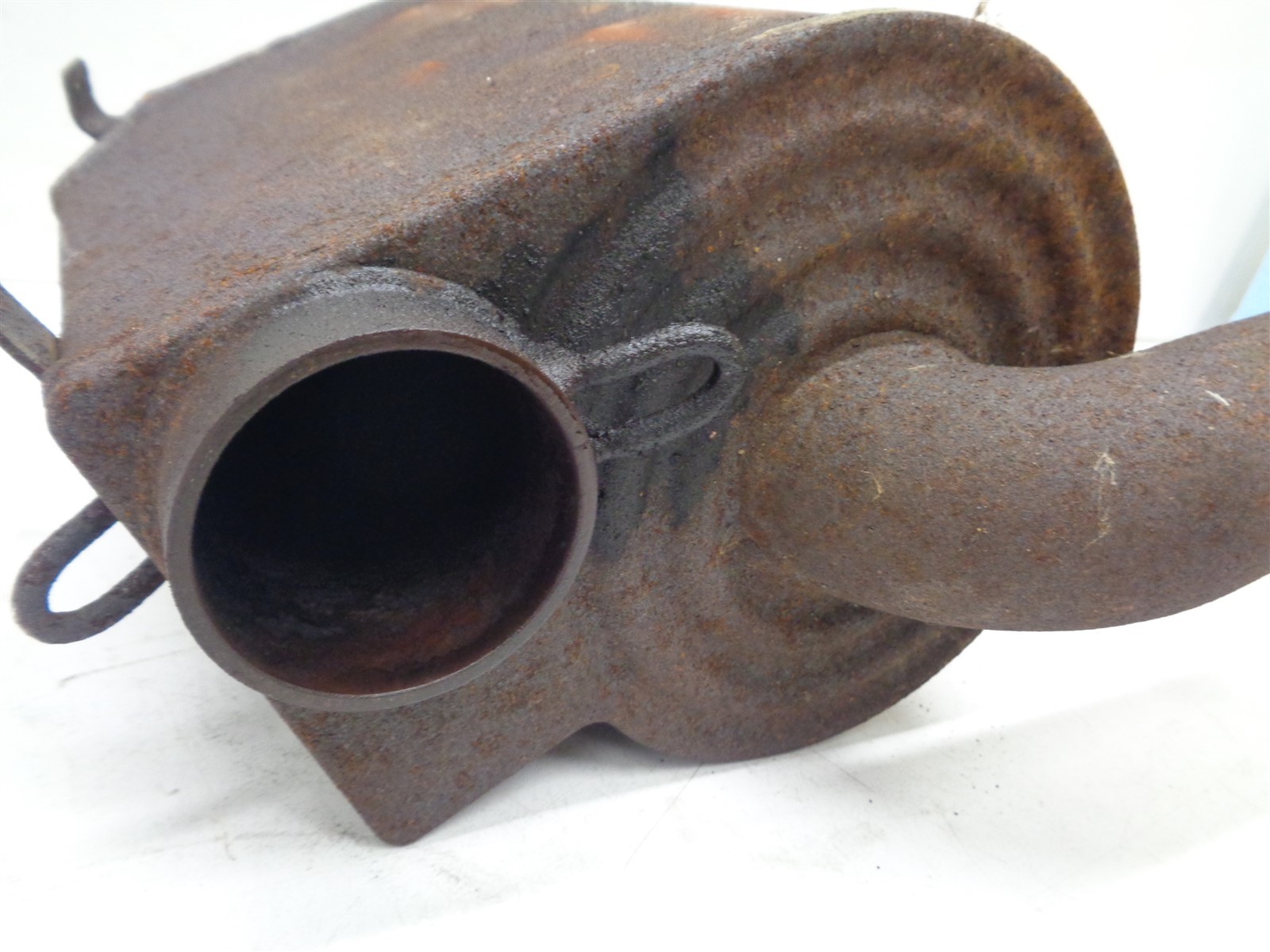 1999 Polaris RMK 600 Exhaust Muffler Resonator Silencer Can 1260808-029