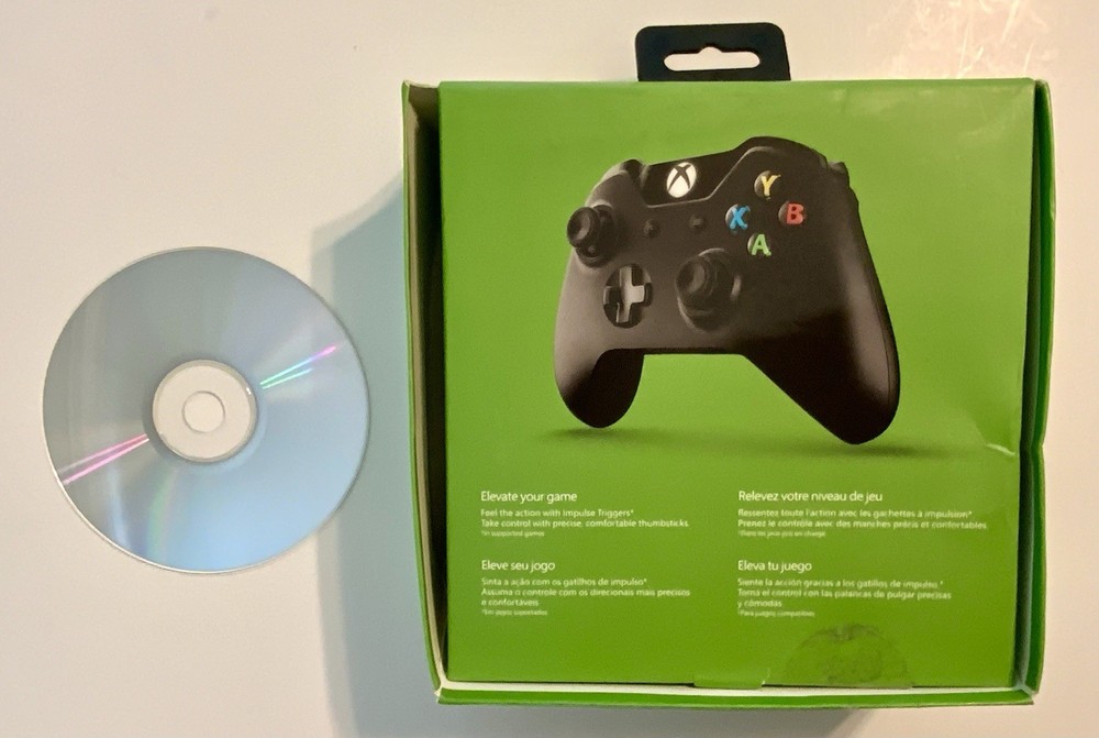 Xbox One Wireless Controller BOX ONLY BLACK Controller;Installer Disc; 8 Manuals