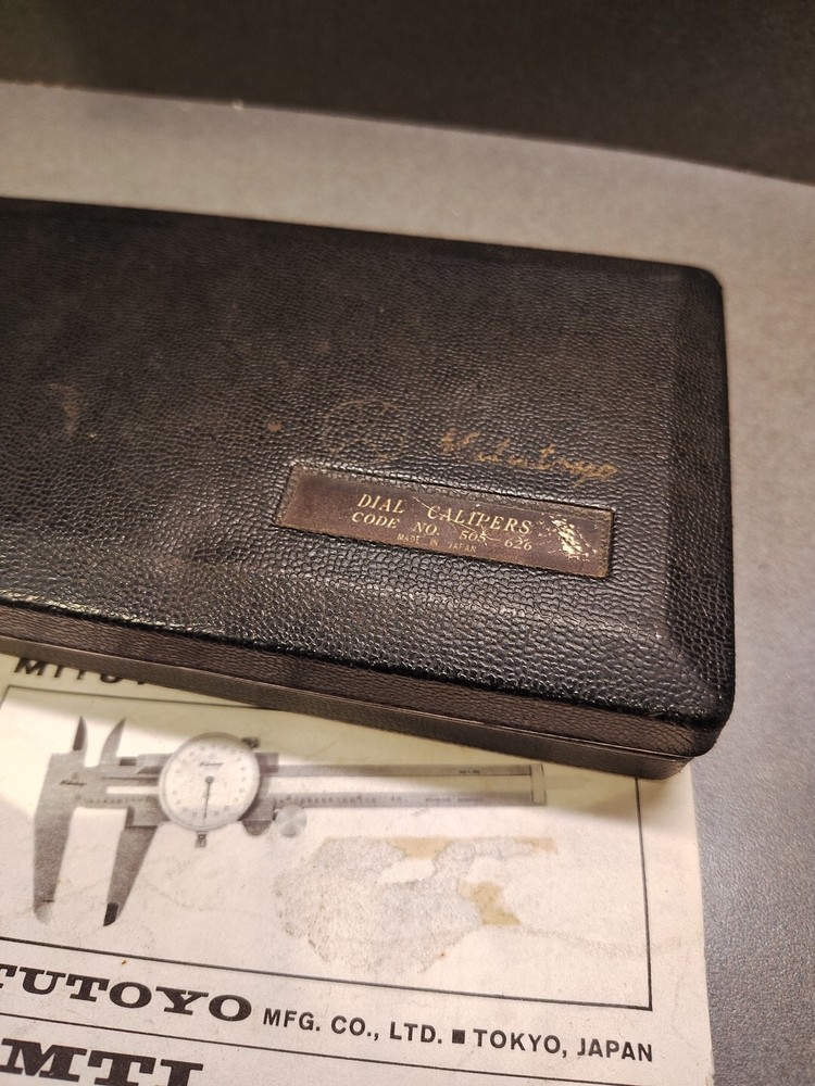 Mitutoyo dial caliper code # 505-626 W/ Manual And Case