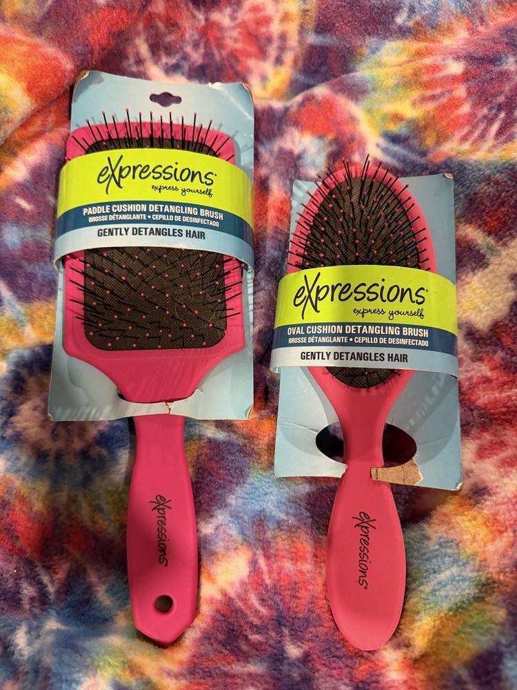 Expressions Detangling Brush Duo (2 Pack - oval and rectangle brushes)