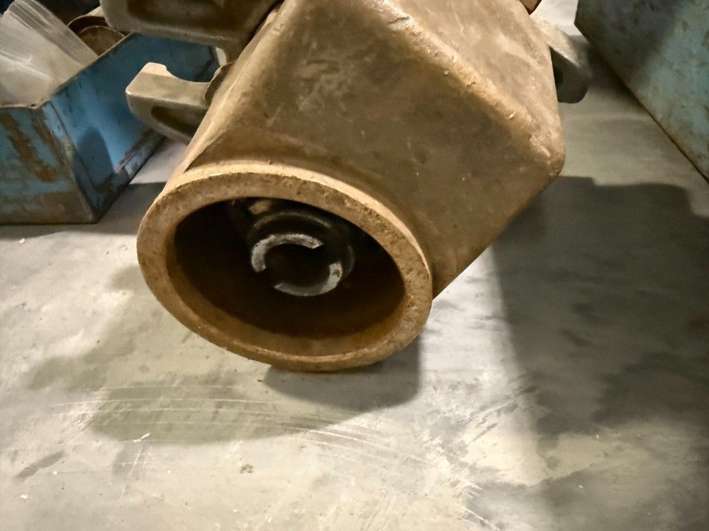 Mueller B-100 Drilling Main Water Line Tapping Pipe Tapper