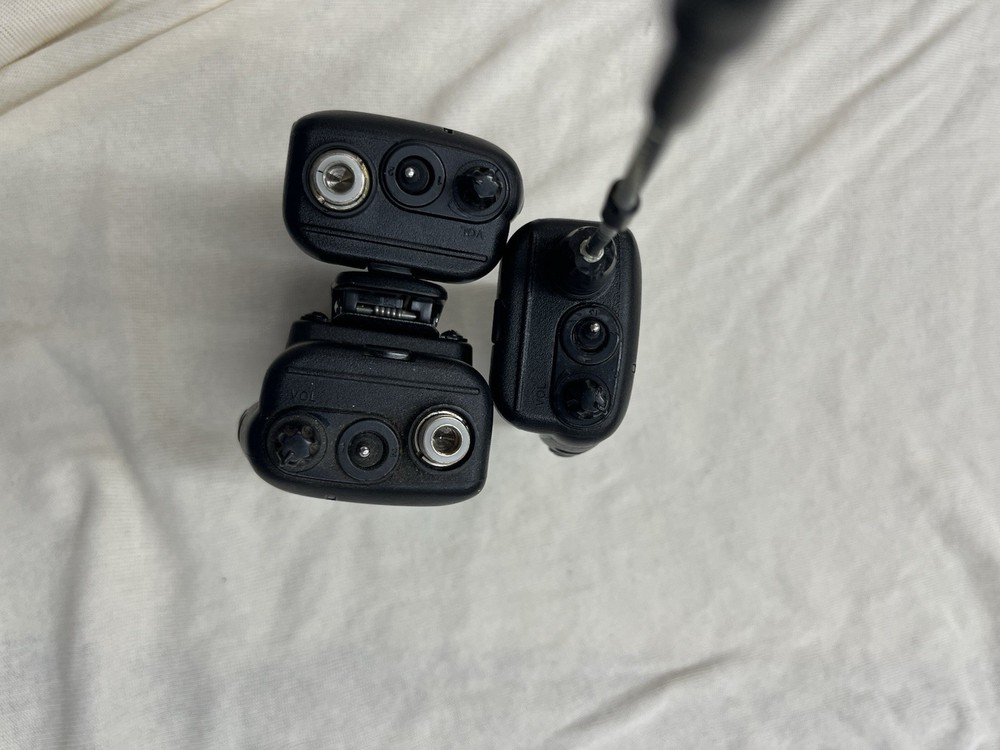 3 Icom F21s