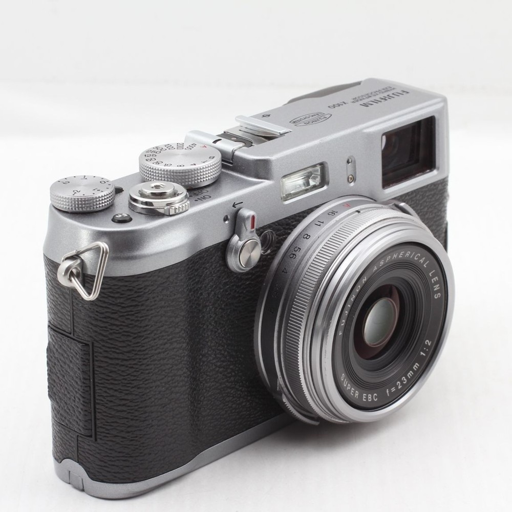 FUJIFILM FinePix x100 Siler Digital Camera