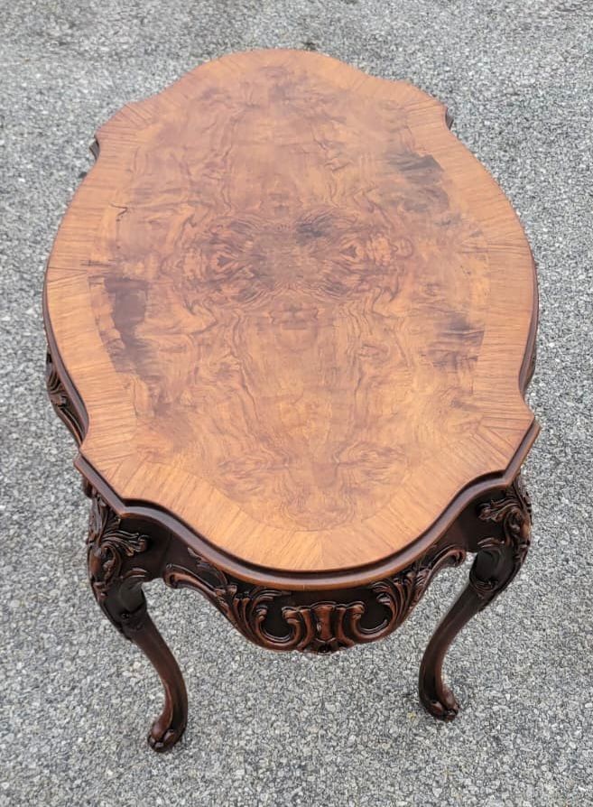 Beautiful 1920s walnut coffee table