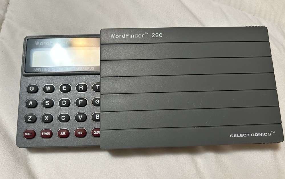 Vintage Word Finder 220 By Selectronics