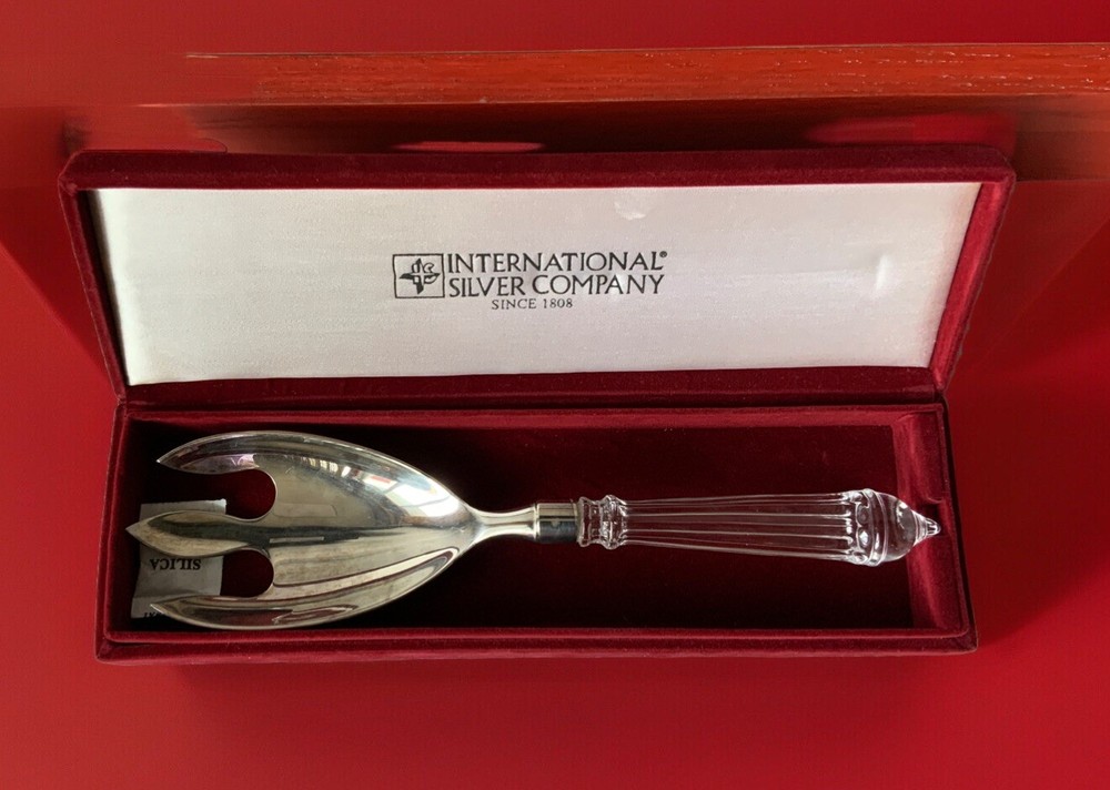 INTERNATIONAL SILVER CO LARGE SILVERPLATED SERVING FORK LUCITE HANDLE