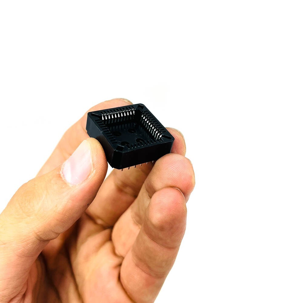 20 pcs IC & Component Socket 44 Contacts MC-44PLCC