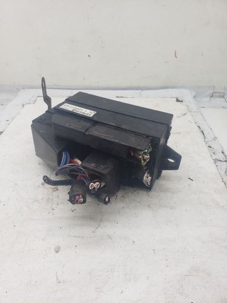 Used Fuse Box Engine fits: 2005 Subaru Forester engine compartment Grade A