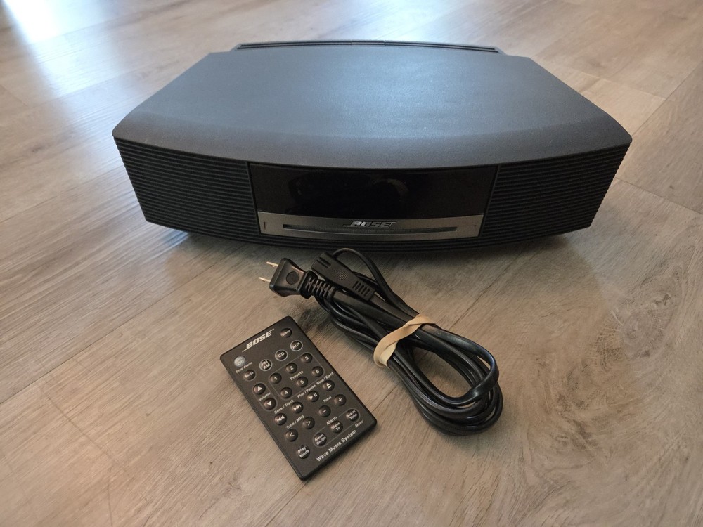 Tested Bose Wave Music System AWRCC1  CD Player with Remote