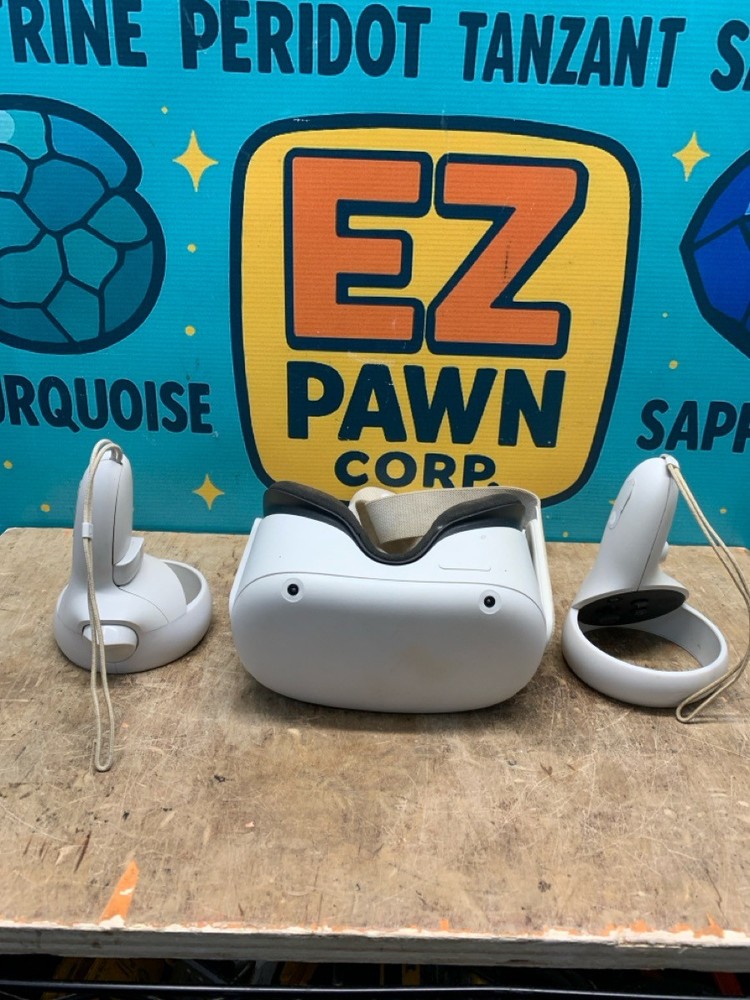 Meta Quest 2 128GB Standalone VR Headset with Controllers (E10048849)