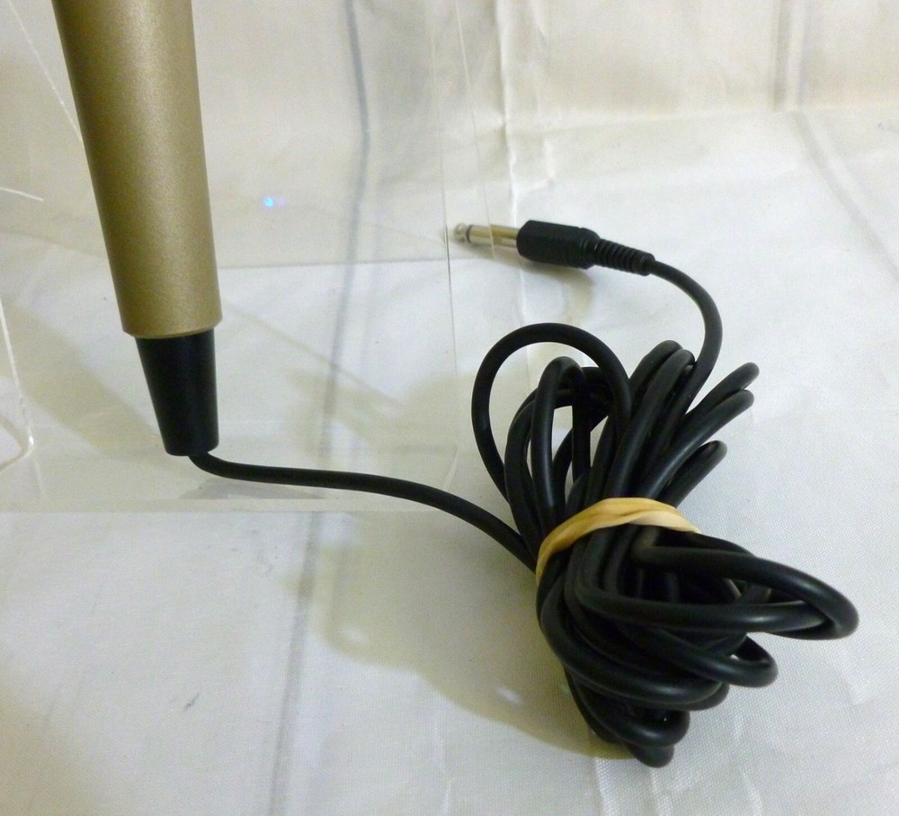 Pioneer DM-21A Uni-Directional Dynamic Microphone Mic