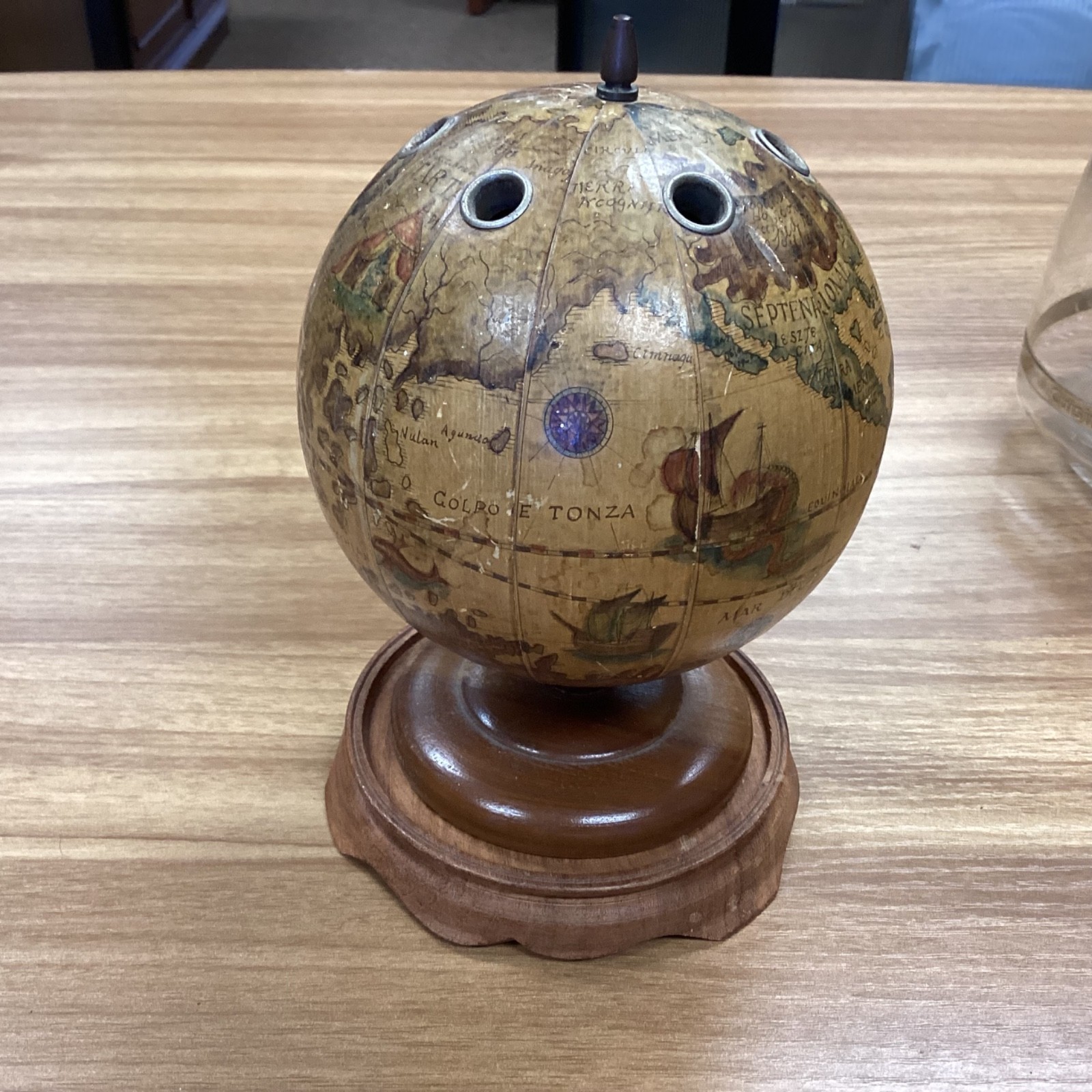 Vintage Wooden Earth Globe Pencil Pen Holder 4.5" Tall Desk Accessory
