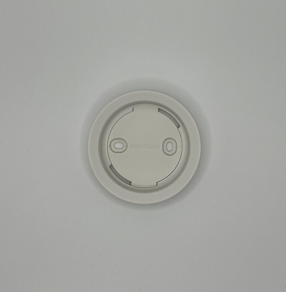 Hunter Douglas Pebble Surface Wall Mount White NEW Remote Holder Only—