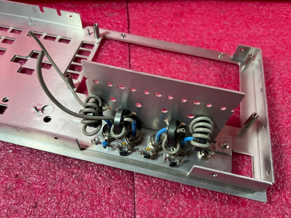 HP Agilent Keysight 4284A Precision LCR Meter ''Panel only''