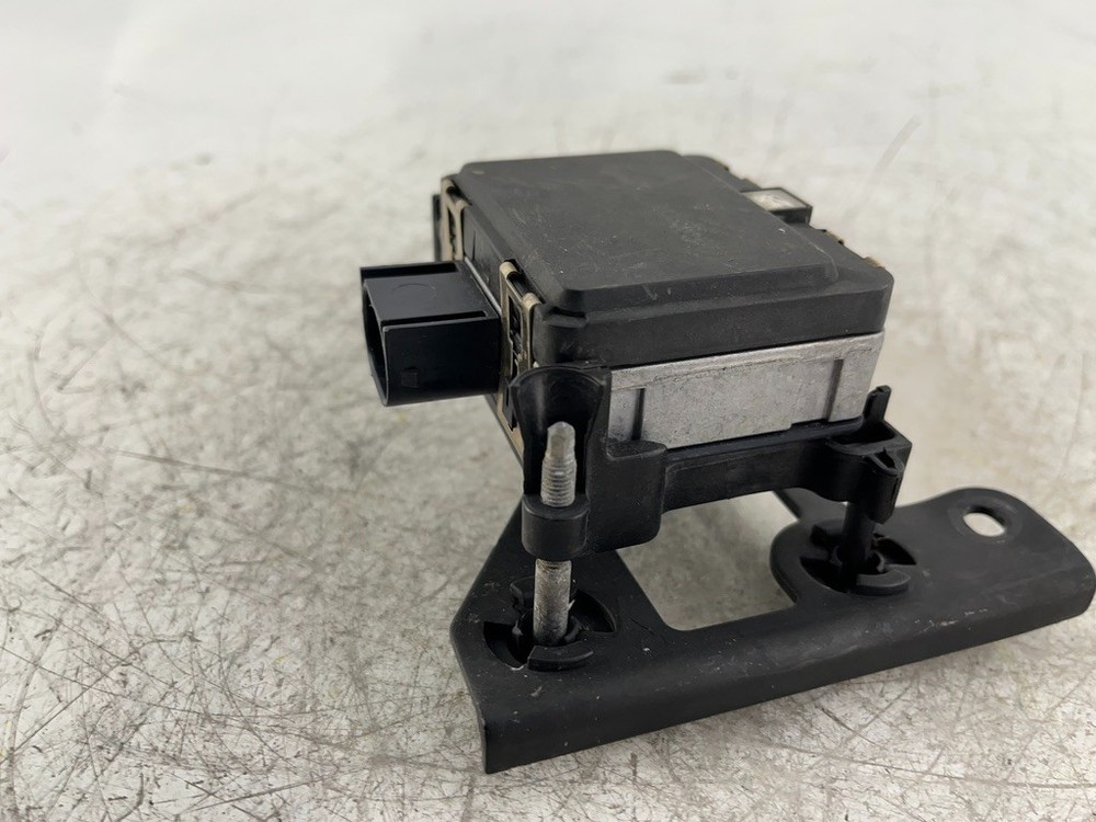 OEM | 2015. - 2016 Volkswagen Golf A3 Adaptive Cruise Control Sensor Module