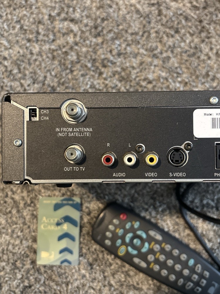 Hughes DIRECTV Receiver HIRD-E1 Silver Edition w/ Remote - TESTED & WORKING