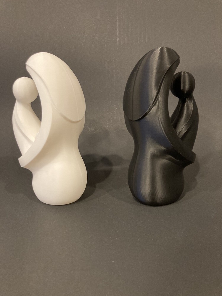 mother and child sculpture
