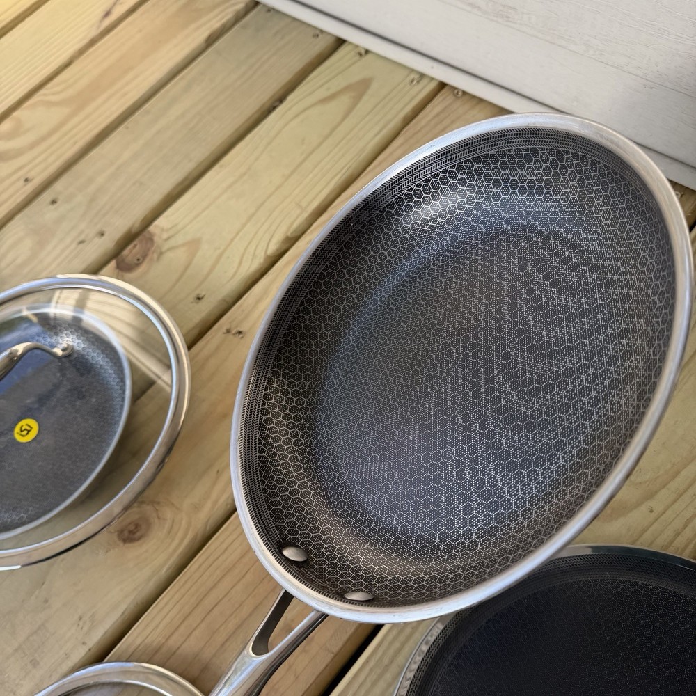 Hexclad Hybrid Cookware 7 Piece Set Preowned Great Condition