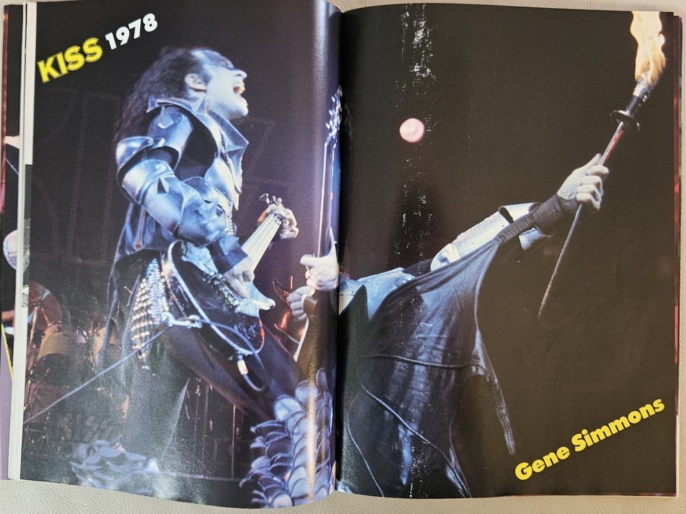 KISS Guitarists Magazine 1989