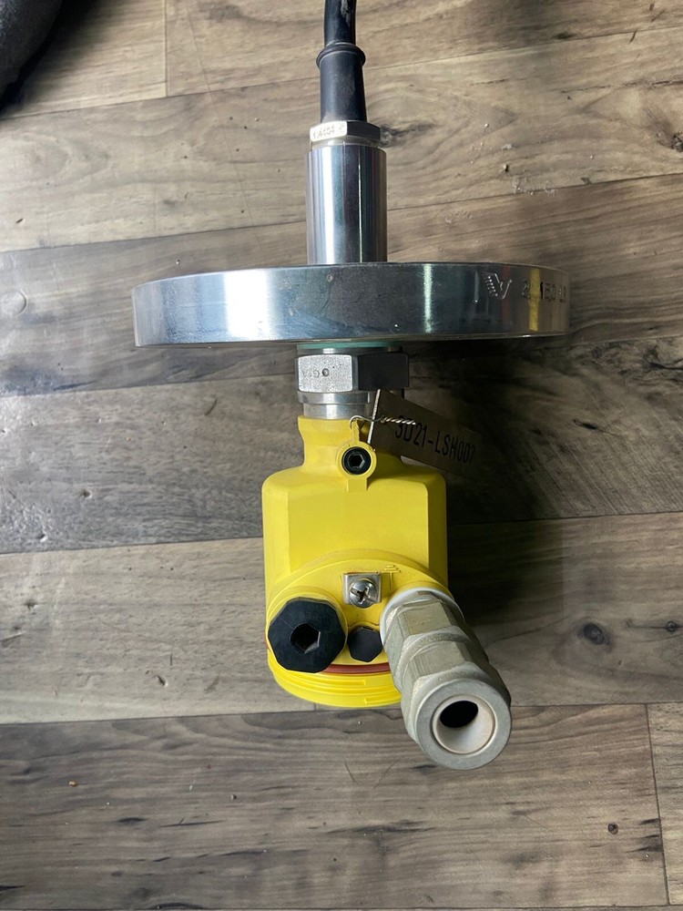VegaVib 62 VB62.CXTGCZKMX Level Switch