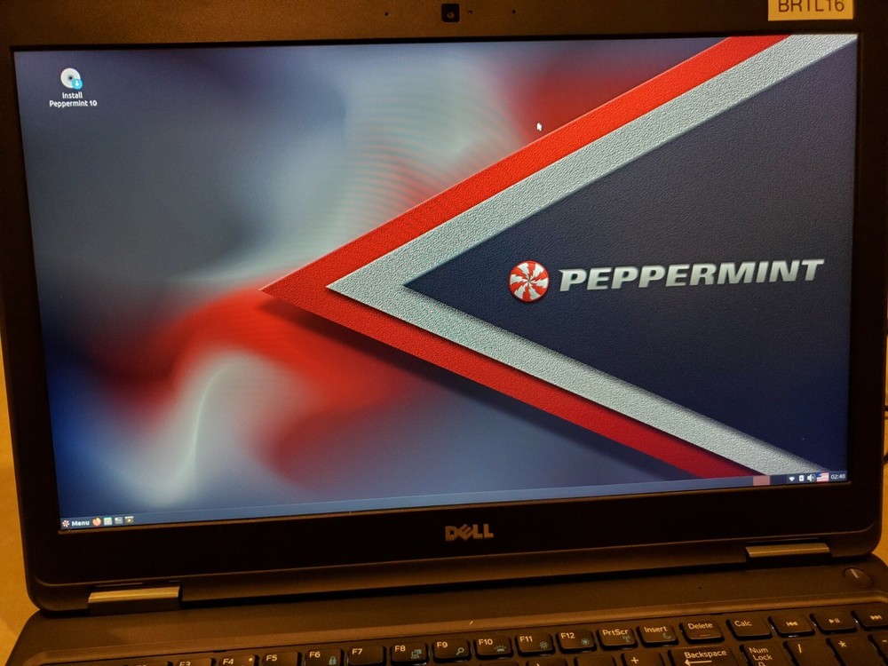 Peppermint Linux 10 x64 Bootable - Small - Light - Fast on 4G USB Stick!