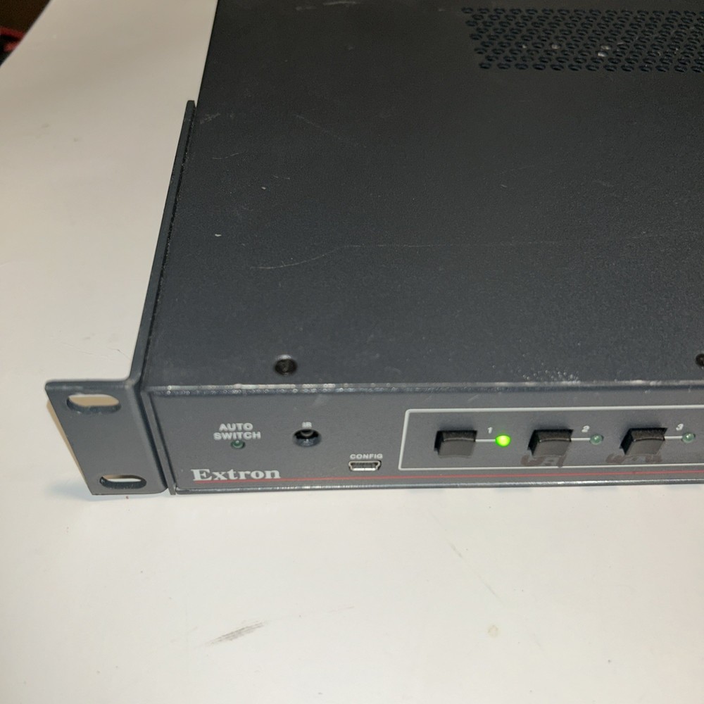 Extron SW8 HD 4K - 8 Input HDMI Switcher