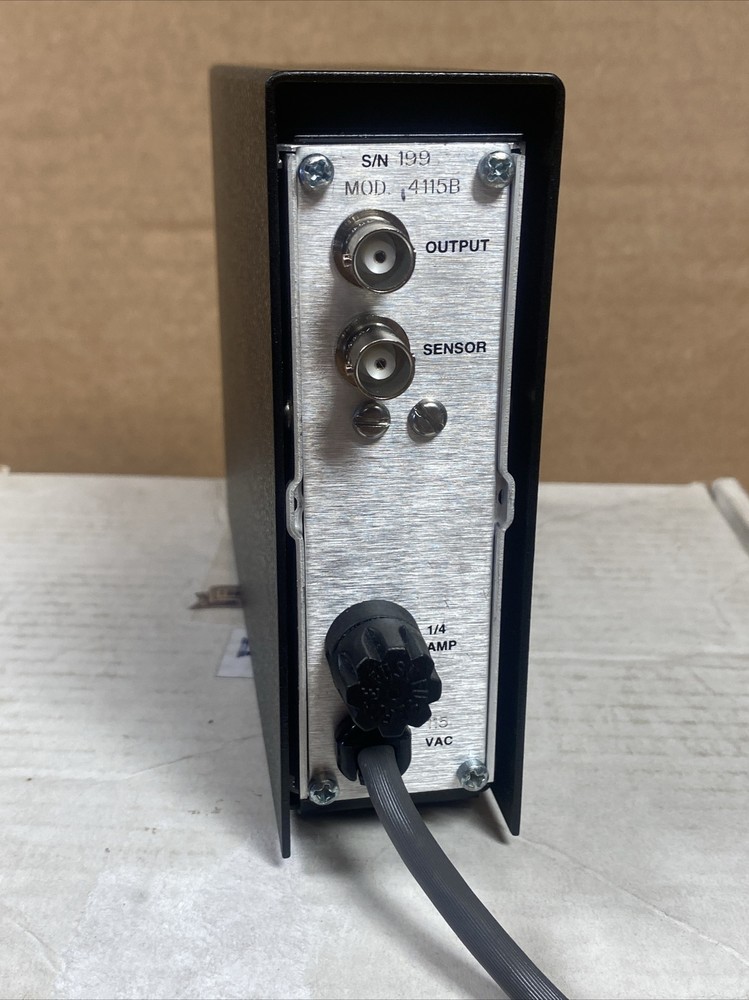 NEW Dytran 4115B Current Source Power Unit AC/DC Coupling, Adjustable, Switching