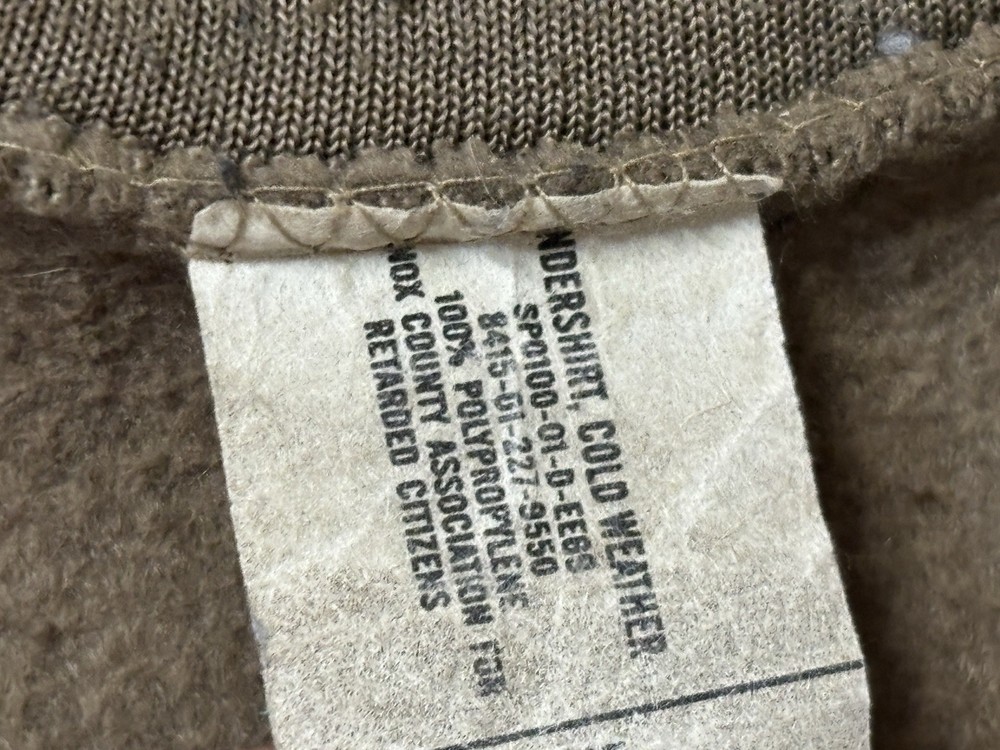 US Military Cold Weather Polypro 1/4 Zip Undershirt Brown Pullover Size Large