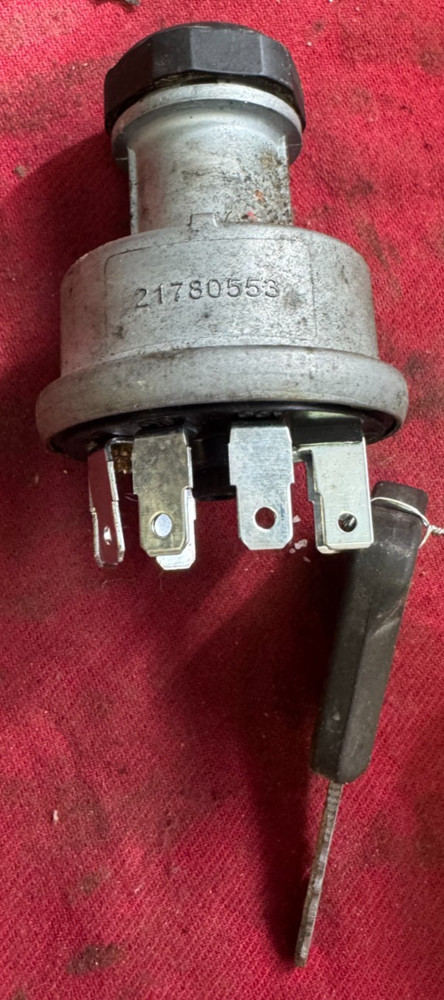 21780553 VOLVO VNL 2018 IGNITION SWITCH