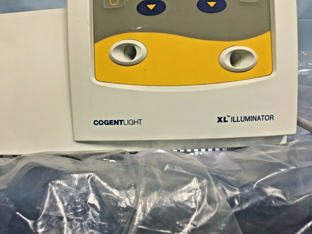 Cogent Light XL Illuminator A1-90055 E, Surgical Light Source.