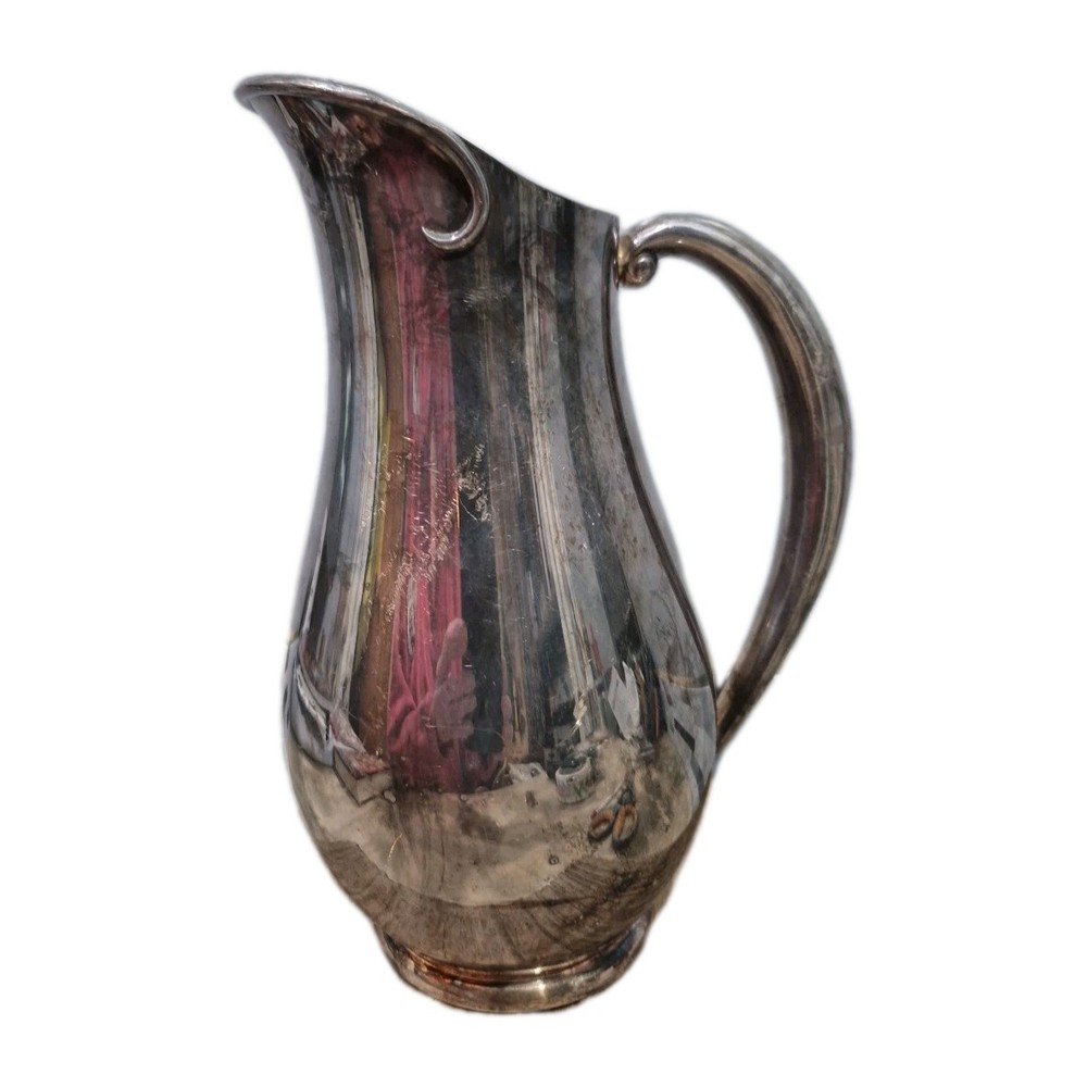 Wilcox International Silver Co. Pitcher2618 Plain Silverplated 40 ounces 9" Tall