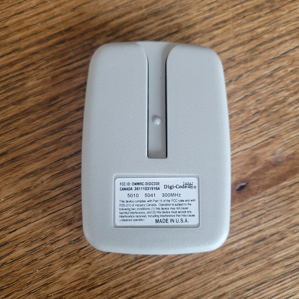 Digi-Code 5010 300MHz 10 Dip Switch Remote Control Multicode Stanley MCS308911