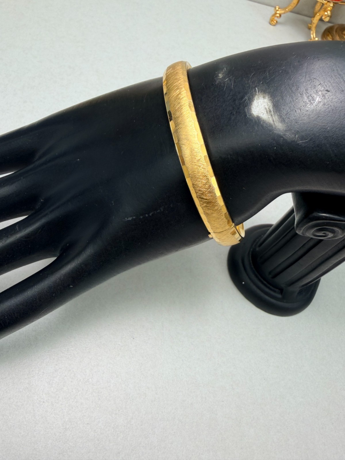 Vintage GF Narrow Bangle Bracelet Gold Filled Hinged Classic