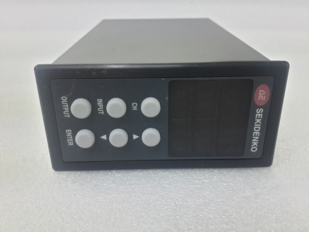 AE SEKIDENKO 1000F TEMPERATURE CONTROLLER 951-1100-00