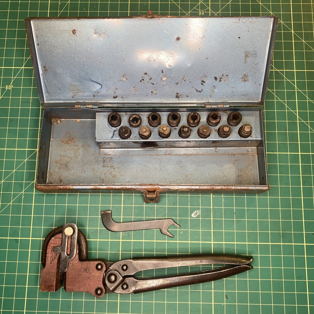 Bernard Metal Punch No.9