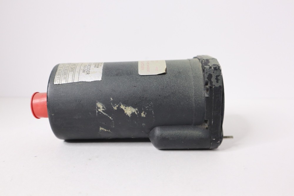 Aero Mechanism 8140B-30 Encoding Altimeter