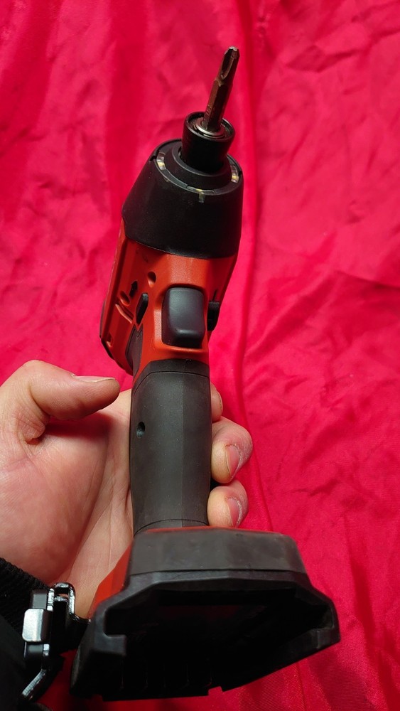 HILTI SID 4-22 Cordless Impact Driver (Tool Only)