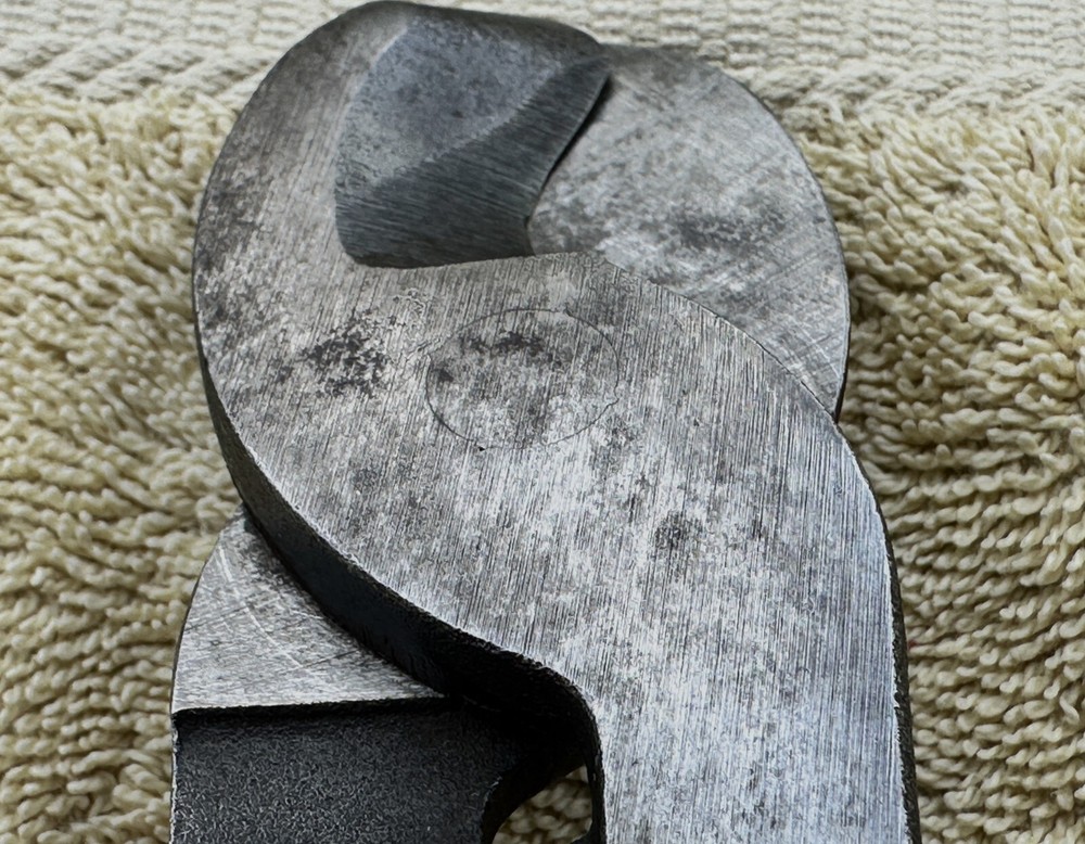 KLEIN BUNDLE CUTTER NO. 93050 WITH A (C) DATE CODE = 1991