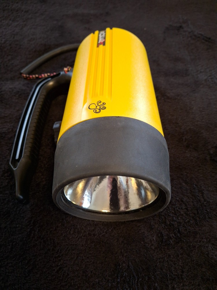 dive lights UK and Ikelite