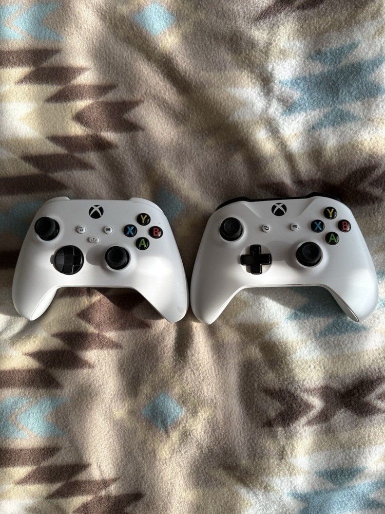 Microsoft Xbox Series S Bundle w/ 2 Controllers, Turtle Beach Headset, Power Ca…