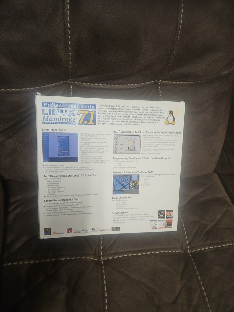 Linux Mandrake 7.1 Complete Big Box NIB 2000 Vintage Software