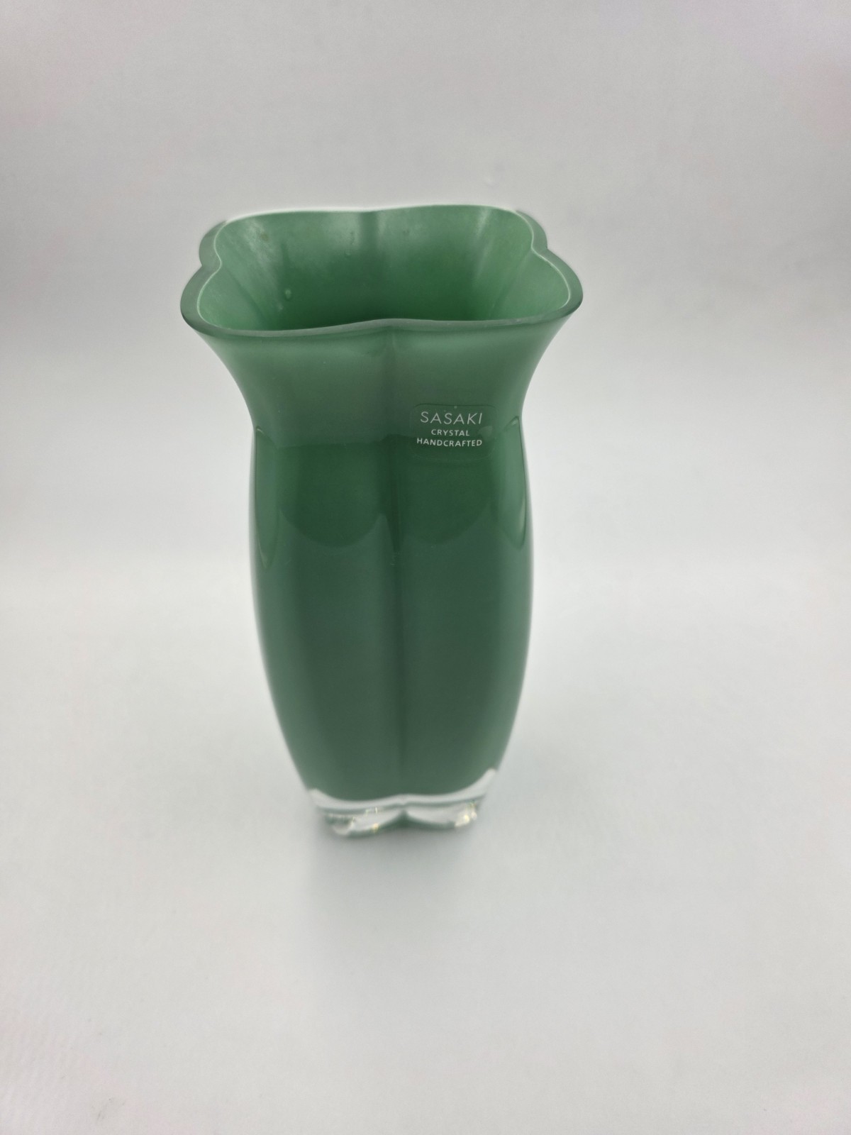 VTG Sasaki Crystal Handcrafted Spring Green Art Glass Vase 8.75" Japan Modern