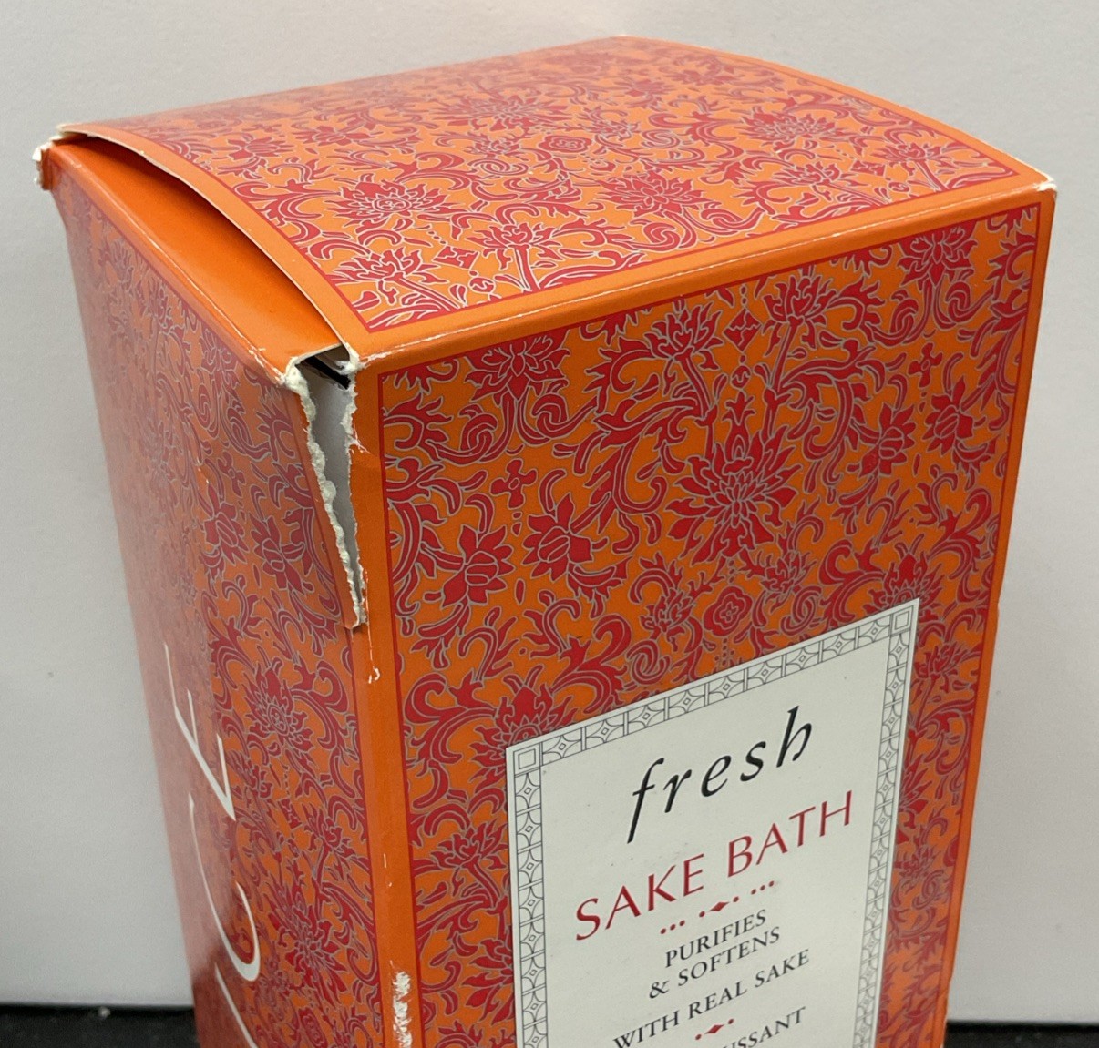 Fresh Sake Bath - Purifies & Softens Soothing Soak - 13.5 oz As Pictured