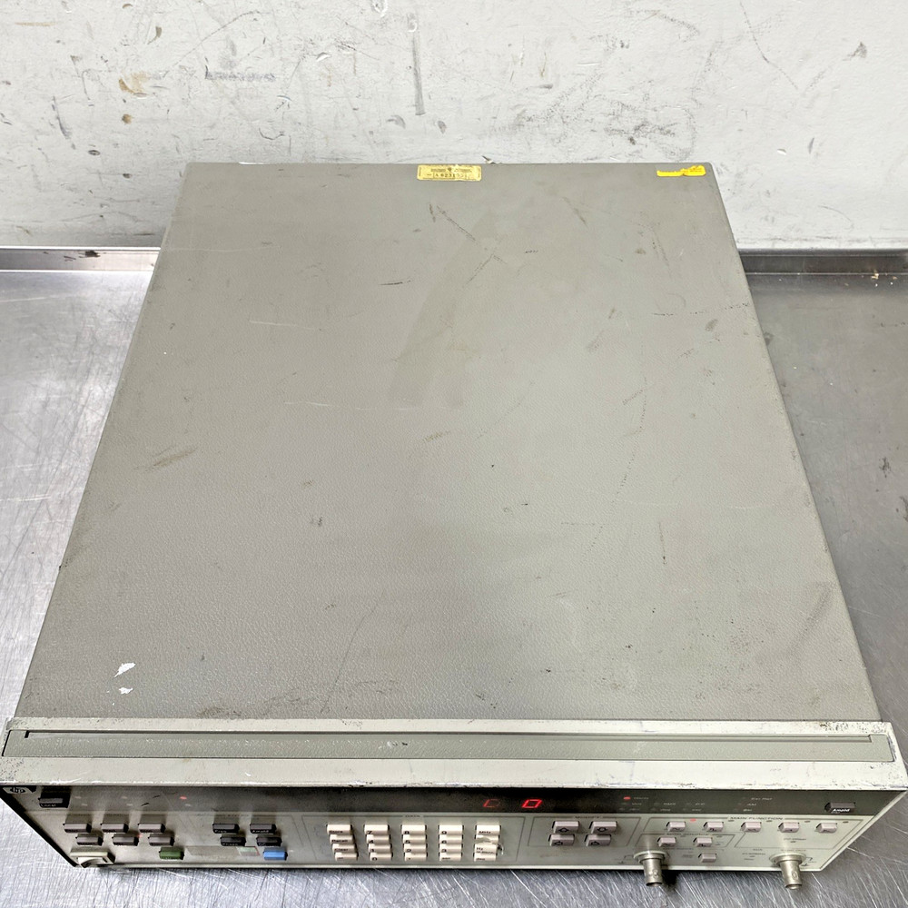 HP 3325B HP Synthesizer Function Generator