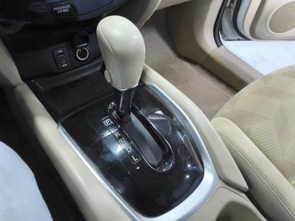 ROGUE     2015 Transmission Shift 705344