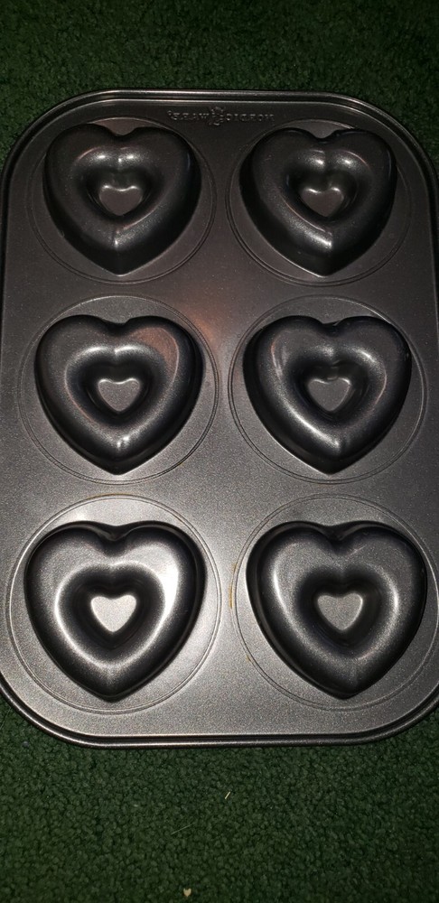 Nordic Ware Heart Pan